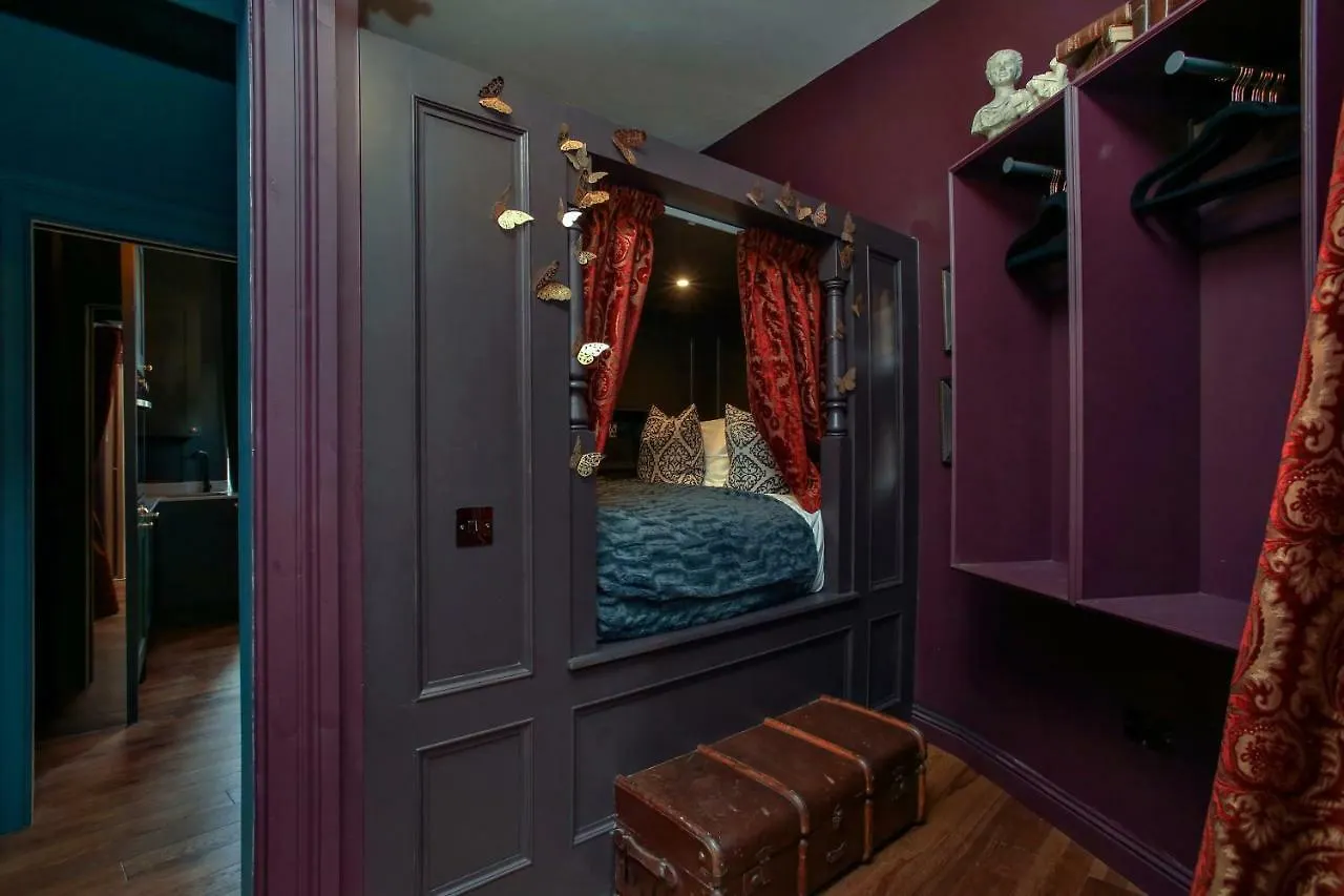 The Castle Hub Hotel Edinburgh